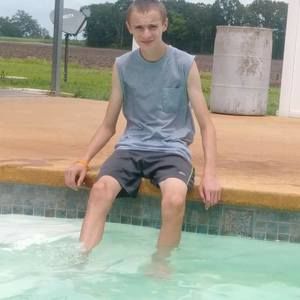 Meet your Posher, Devin